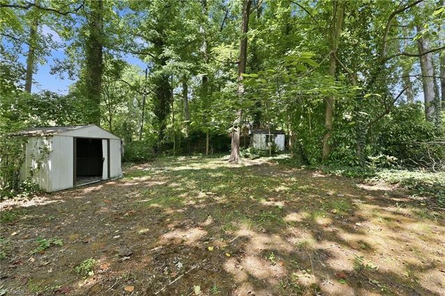 2411 Dellwood Drive, Greensboro, NC 27408