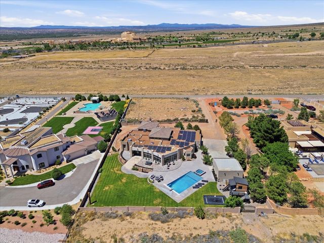 7200 Elena Drive NE, Albuquerque, NM 87113