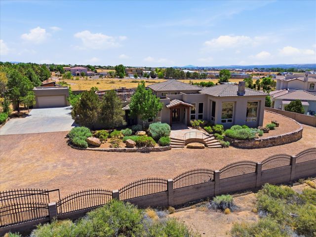 7200 Elena Drive NE, Albuquerque, NM 87113