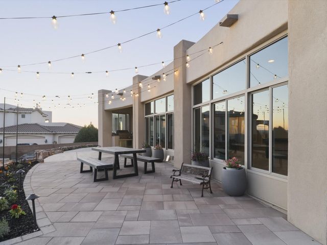 7200 Elena Drive NE, Albuquerque, NM 87113