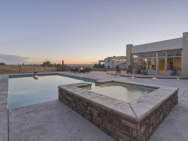 7200 Elena Drive NE, Albuquerque, NM 87113
