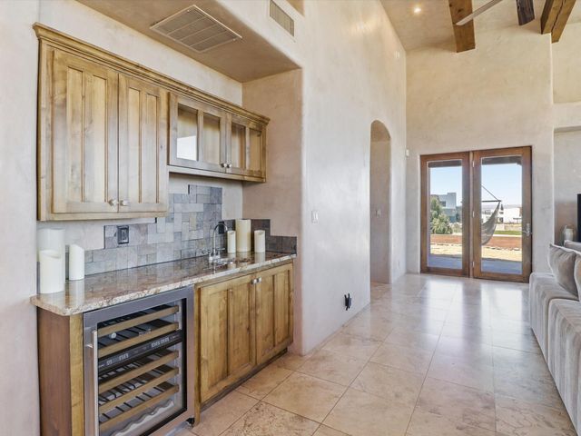 7200 Elena Drive NE, Albuquerque, NM 87113