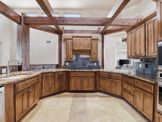 7200 Elena Drive NE, Albuquerque, NM 87113