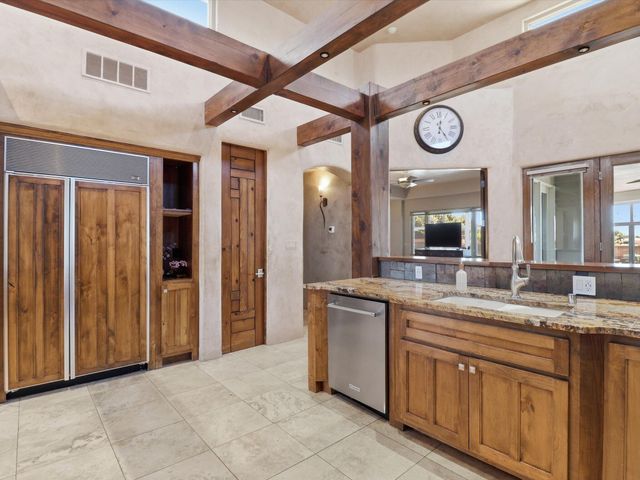 7200 Elena Drive NE, Albuquerque, NM 87113