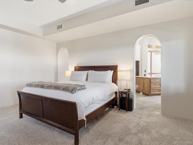 7200 Elena Drive NE, Albuquerque, NM 87113