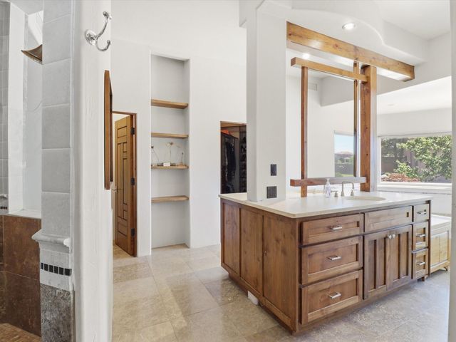7200 Elena Drive NE, Albuquerque, NM 87113