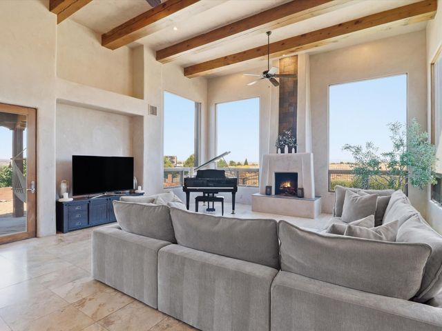 7200 Elena Drive NE, Albuquerque, NM 87113