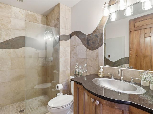 7200 Elena Drive NE, Albuquerque, NM 87113