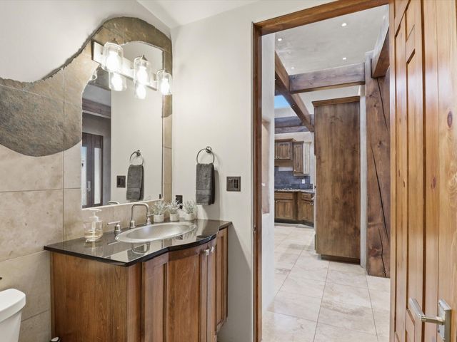 7200 Elena Drive NE, Albuquerque, NM 87113