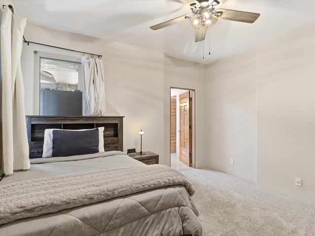 7200 Elena Drive NE, Albuquerque, NM 87113