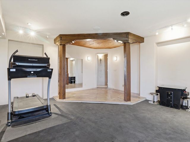 7200 Elena Drive NE, Albuquerque, NM 87113