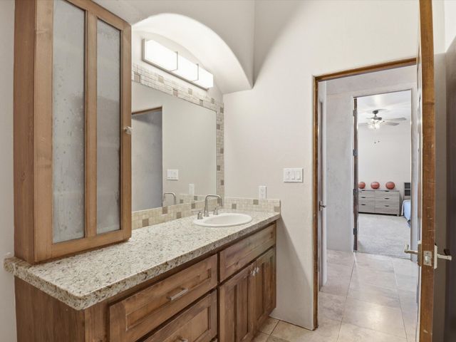 7200 Elena Drive NE, Albuquerque, NM 87113