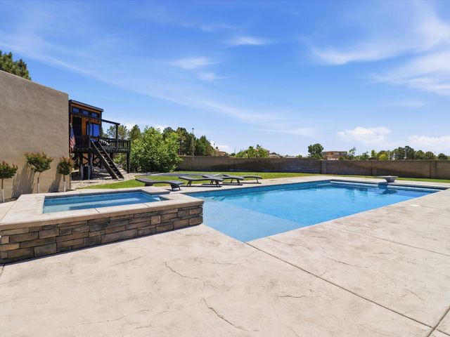 7200 Elena Drive NE, Albuquerque, NM 87113