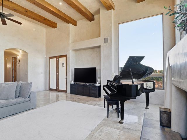7200 Elena Drive NE, Albuquerque, NM 87113