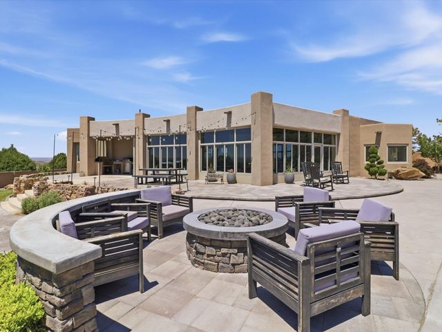 7200 Elena Drive NE, Albuquerque, NM 87113