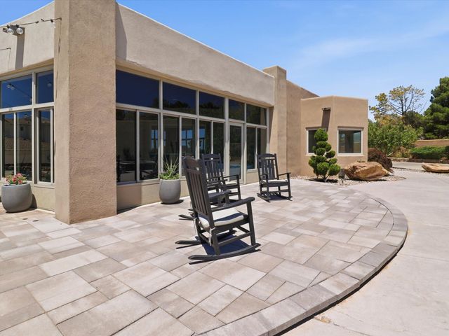 7200 Elena Drive NE, Albuquerque, NM 87113