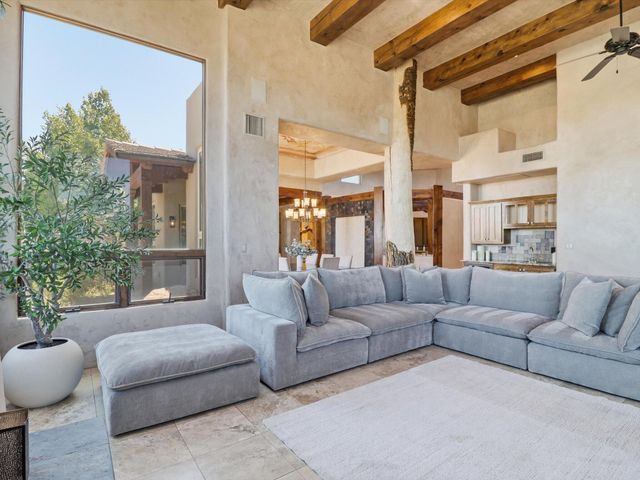 7200 Elena Drive NE, Albuquerque, NM 87113