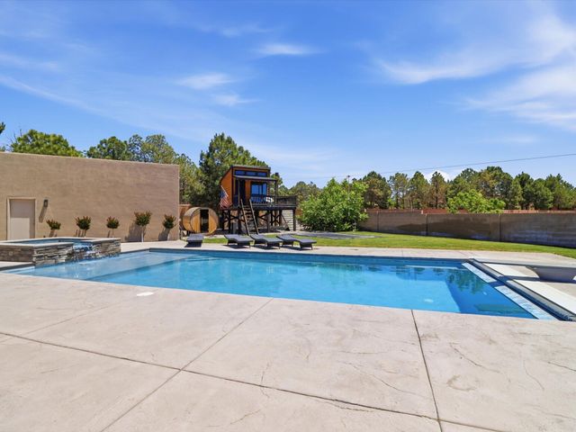 7200 Elena Drive NE, Albuquerque, NM 87113