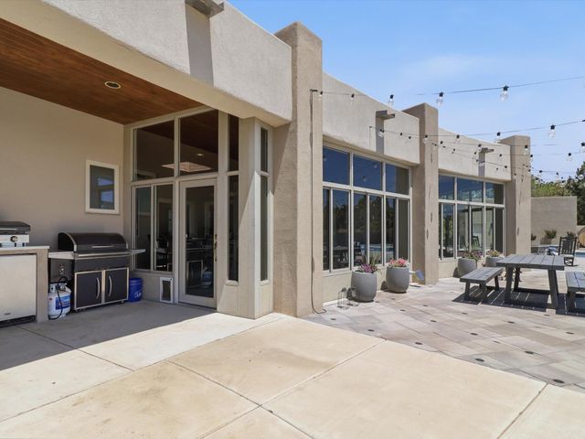7200 Elena Drive NE, Albuquerque, NM 87113