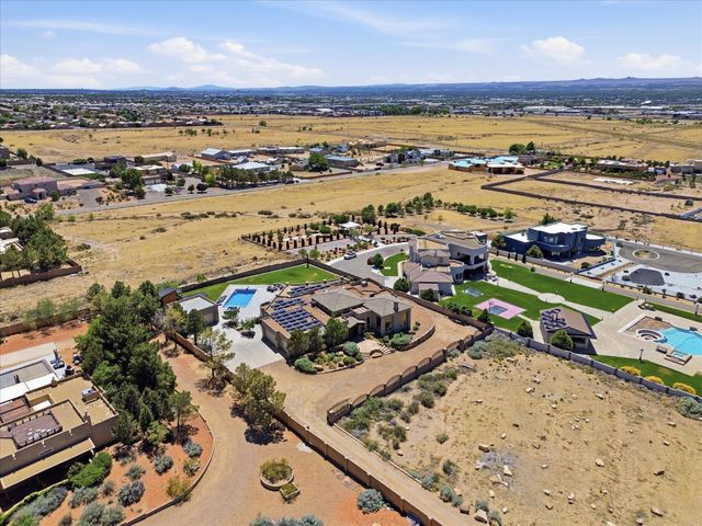 7200 Elena Drive NE, Albuquerque, NM 87113