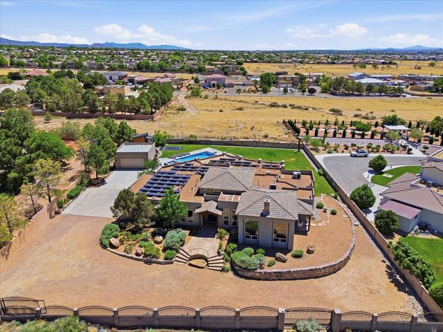 7200 Elena Drive NE, Albuquerque, NM 87113