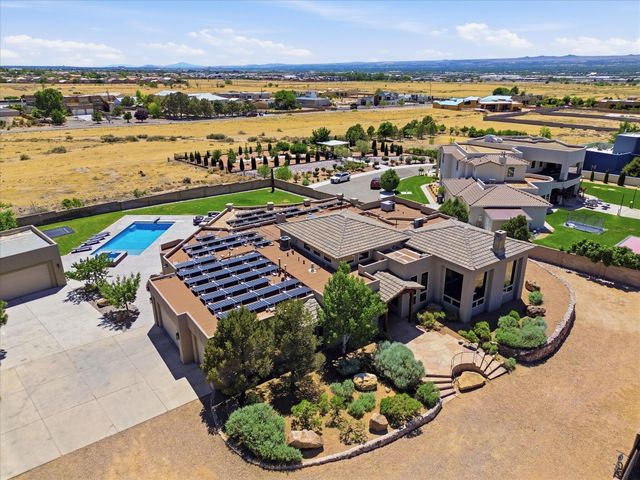 7200 Elena Drive NE, Albuquerque, NM 87113