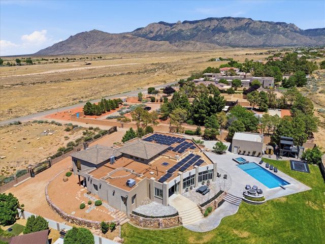 7200 Elena Drive NE, Albuquerque, NM 87113