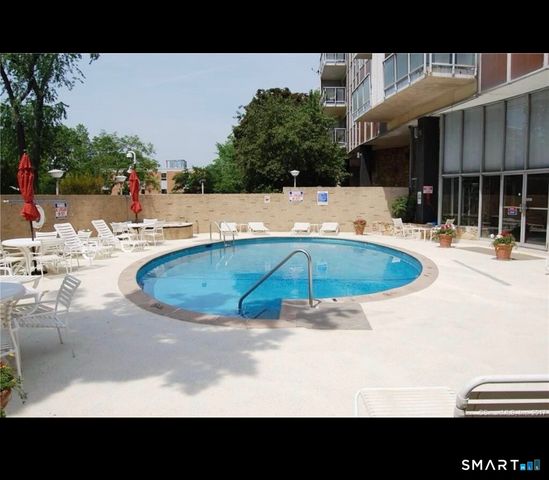 30 Woodland Street 5J, Hartford, CT 06105