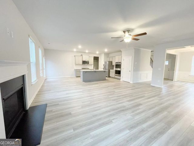 928 Yancey Court, Loganville, GA 30052