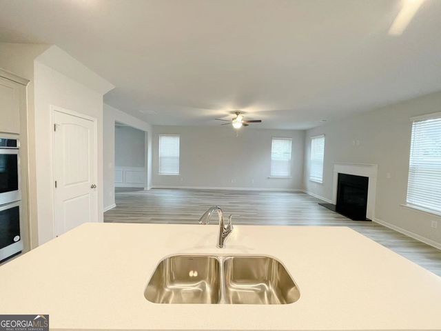 928 Yancey Court, Loganville, GA 30052