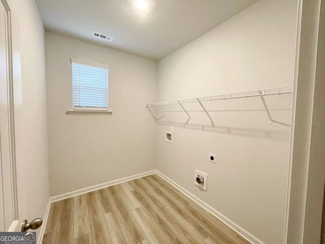 928 Yancey Court, Loganville, GA 30052