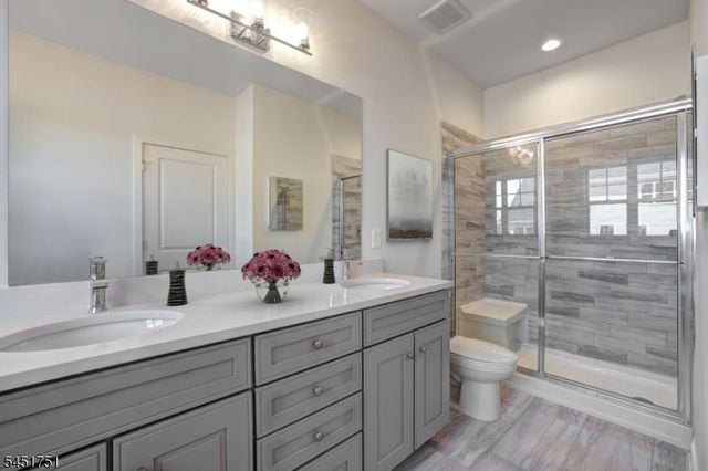 48 Norton Rd, Hillsborough Twp., NJ 08844
