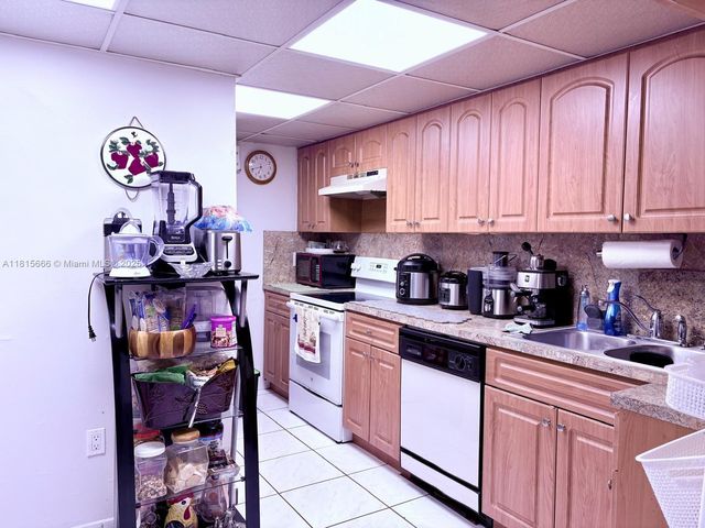 2055 SW 122nd Ave 509, Miami, FL 33175