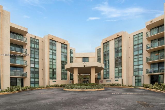 2055 SW 122nd Ave 509, Miami, FL 33175