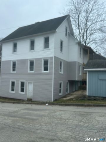 104 Norwich Avenue, Norwich, CT 06360