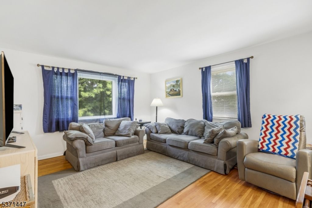 300 Wilson Rd A, Springfield Twp., NJ 07081