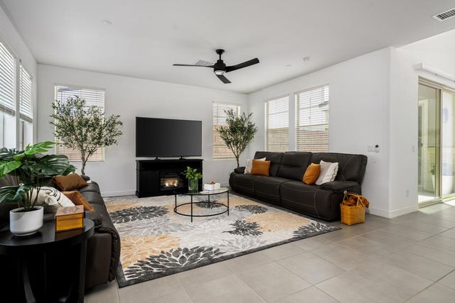 35848 Cannon Drive, Palm Desert, CA 92211