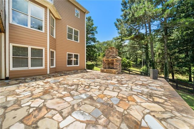 8805 Saddle Trail, Ball Ground, GA 30107