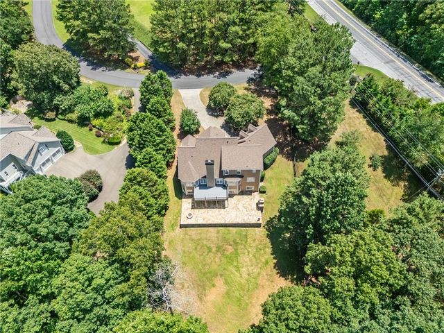 8805 Saddle Trail, Ball Ground, GA 30107