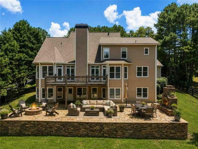 8805 Saddle Trail, Ball Ground, GA 30107