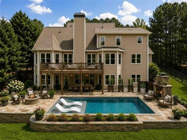 8805 Saddle Trail, Ball Ground, GA 30107