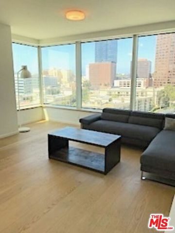 889 Francisco Street 1708, Los Angeles, CA 90017