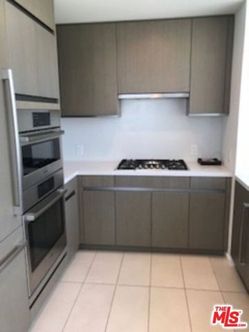 889 Francisco Street 1708, Los Angeles, CA 90017