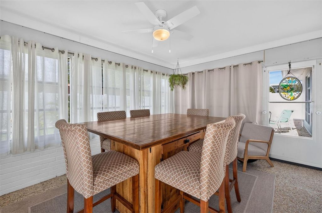 Image 16 of property listing at 1737 STARLIGHT DRIVE, Clearwater, FL 33755
