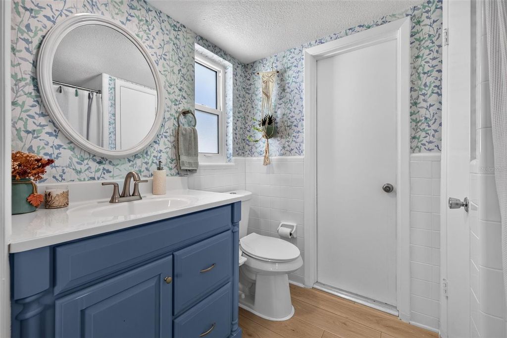 Image 21 of property listing at 1737 STARLIGHT DRIVE, Clearwater, FL 33755