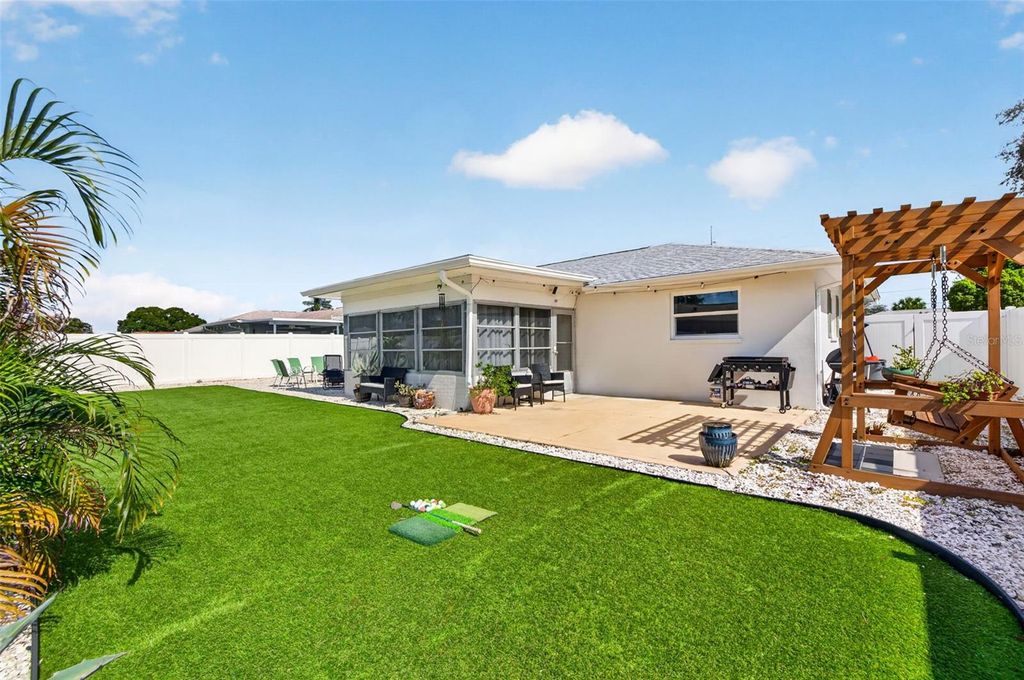 Image 27 of property listing at 1737 STARLIGHT DRIVE, Clearwater, FL 33755