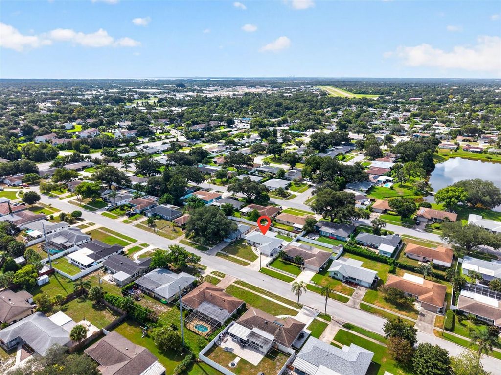 Image 30 of property listing at 1737 STARLIGHT DRIVE, Clearwater, FL 33755
