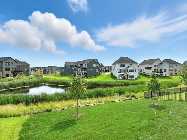 10180 Shadyview Lane N, Maple Grove, MN 55311