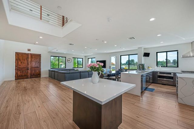 3885 Jefferson Blvd, West Sacramento, CA 95691