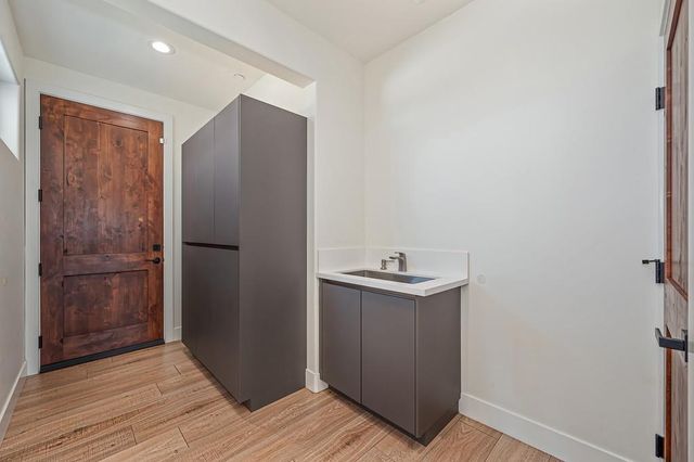 3885 Jefferson Blvd, West Sacramento, CA 95691